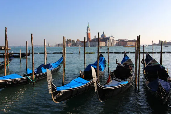 Venise gondoles