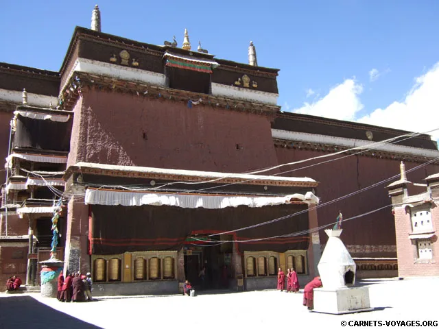 monastère de Sakya tibet