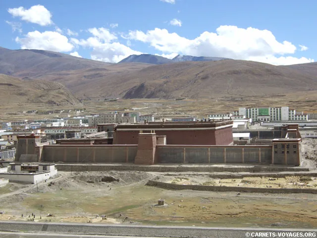 monastère de Sakya tibet