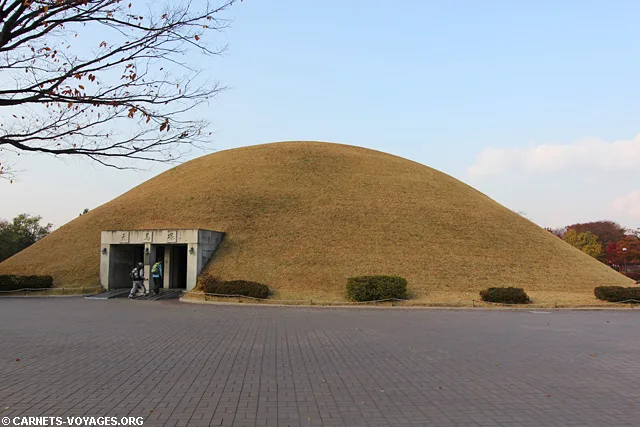 Parc des tumuli Gyeongju Corée du Sud