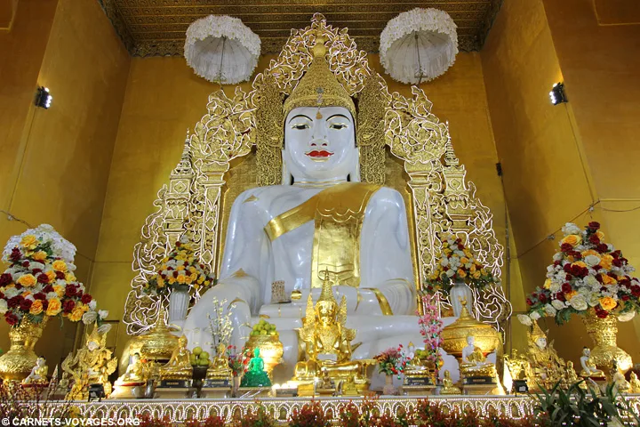 Temple Kyauktawgyi Mandalay Birmanie