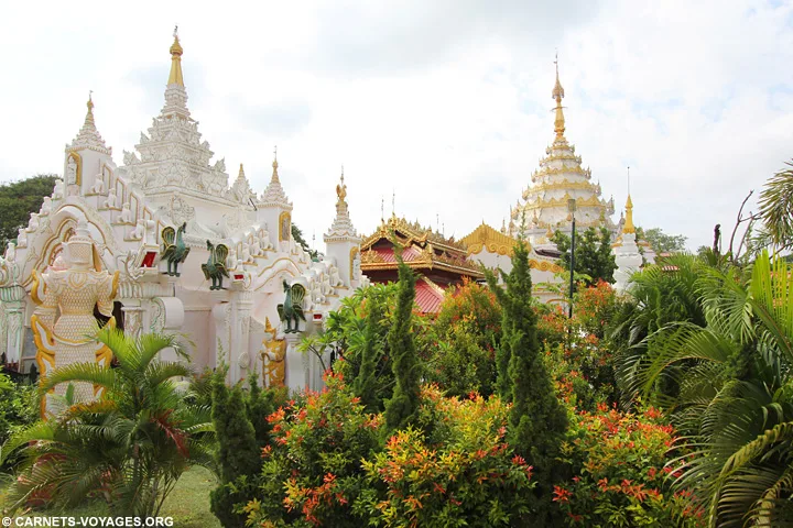 Temple Kyauktawgyi Mandalay Birmanie