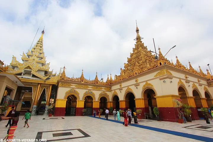 Mahamuni Paya Mandalay Birmanie