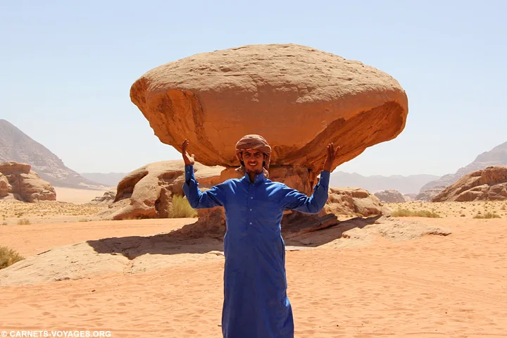 Mon chauffeur guide dans le désert du Wadi Rum