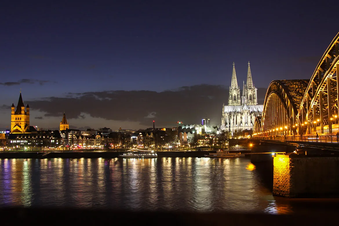 Visiter Cologne de nuit
