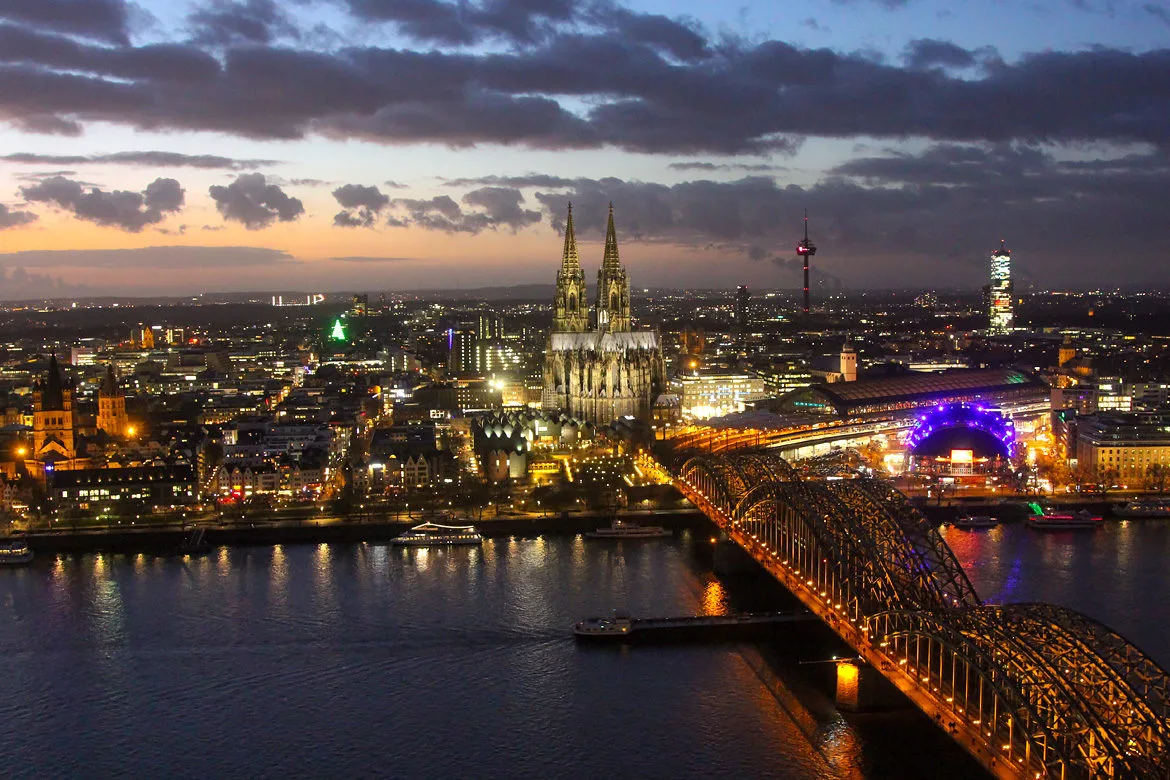 Vue depuis la tour Koln Triangle sur Cologne
