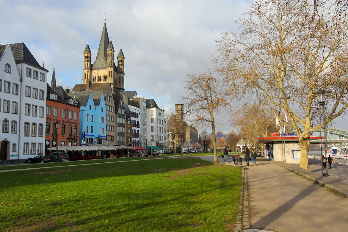 Cologne bord du Rhin