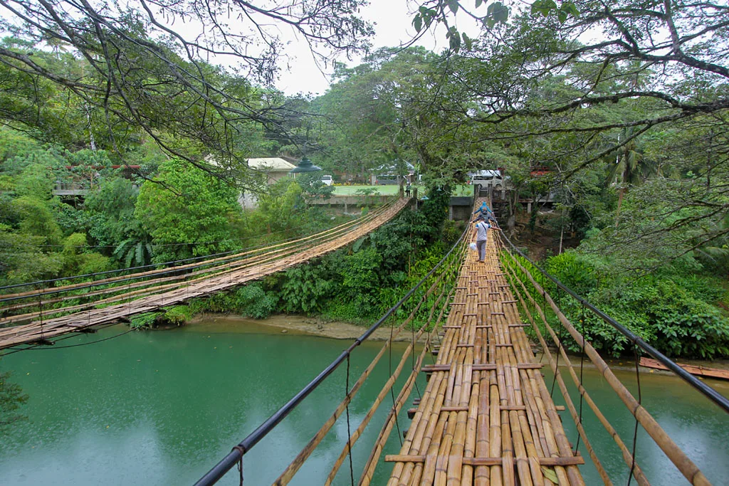 Bohol pont bambou Twin Hanging Bridge