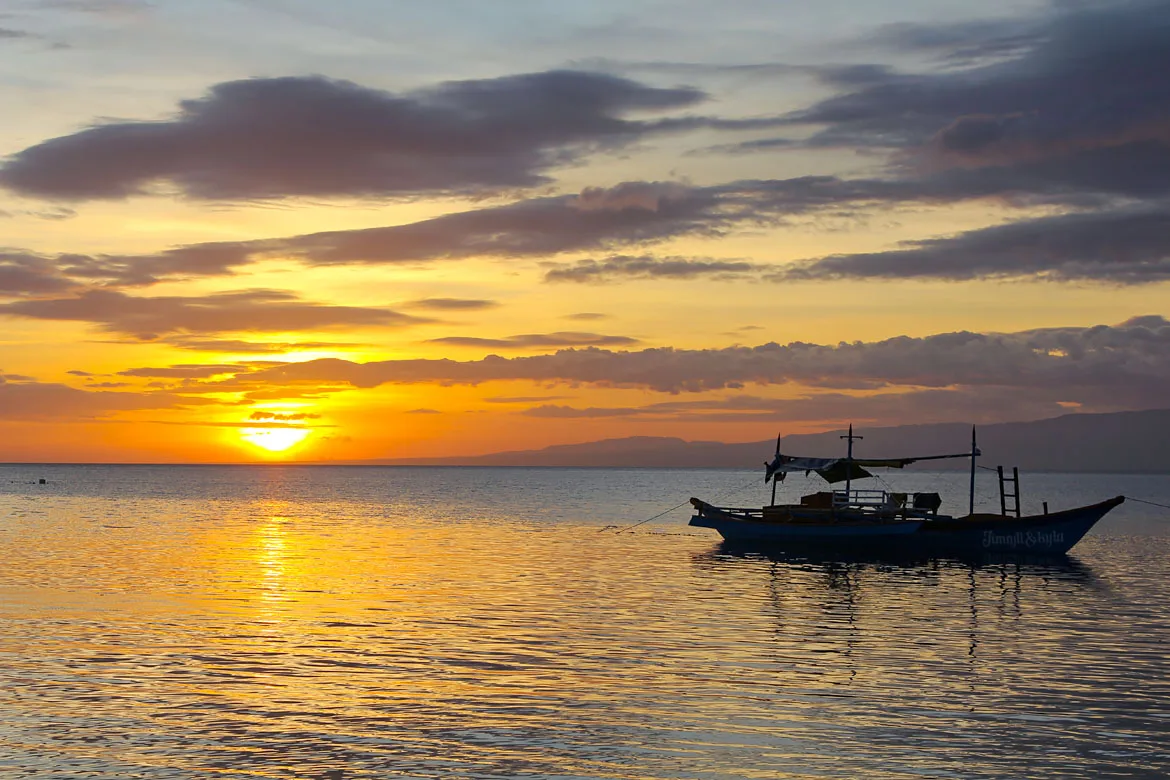 Siquijor plage Paliton beach coucher soleil