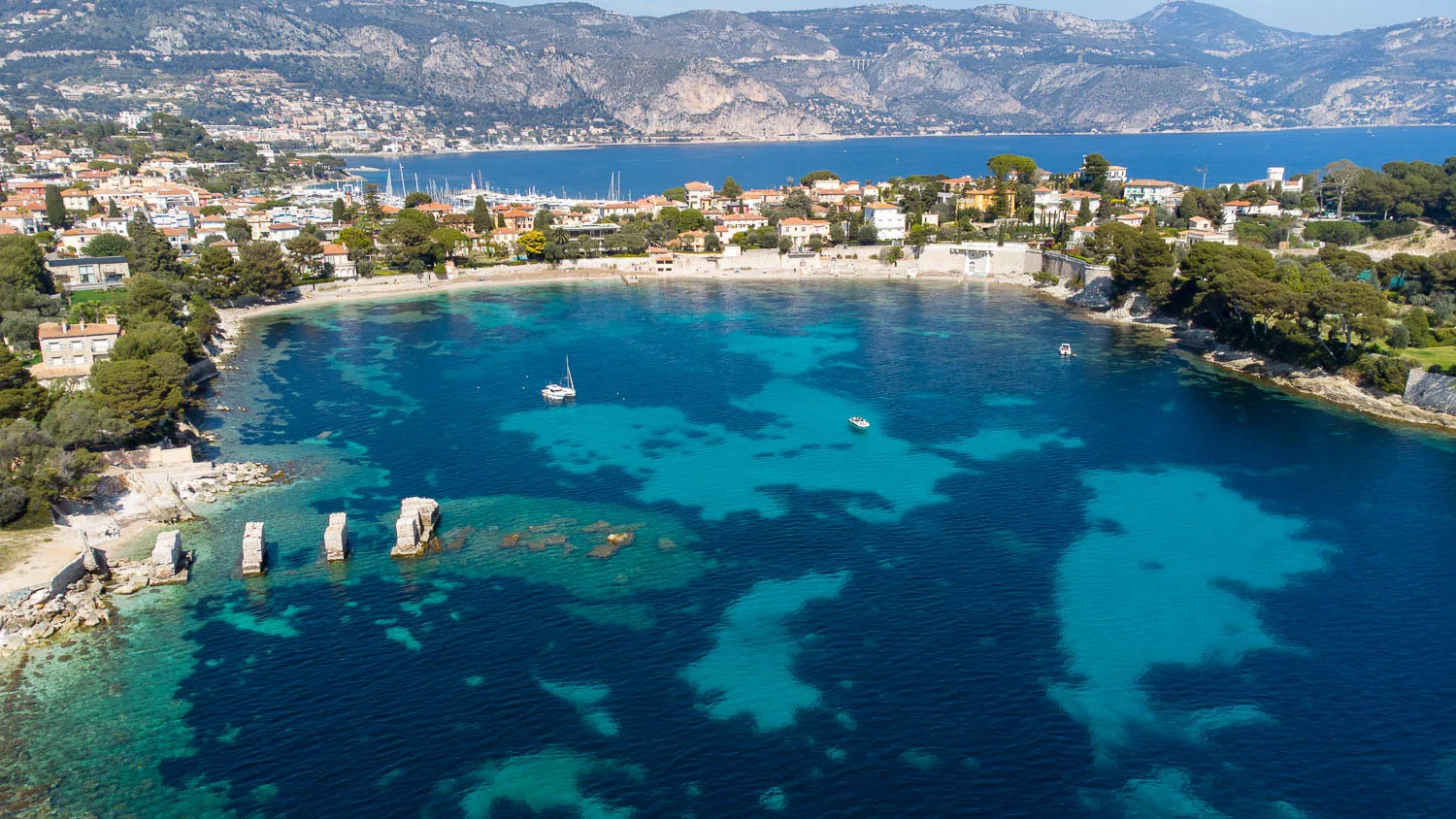 Anse des Fosses Saint Jean Cap Ferrat (vue drone)