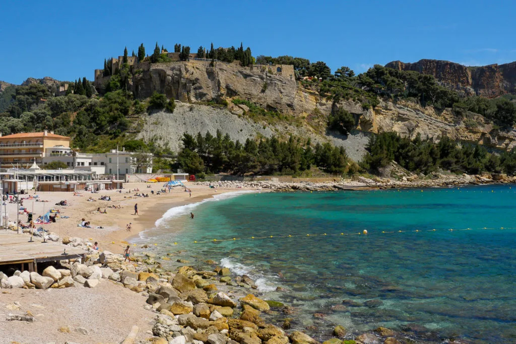 Plage de la Grande Mer visiter Cassis Provence France