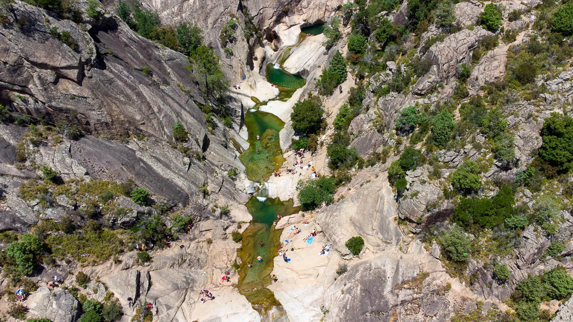 Visiter les cascades de Purcaraccia en Corse du Sud