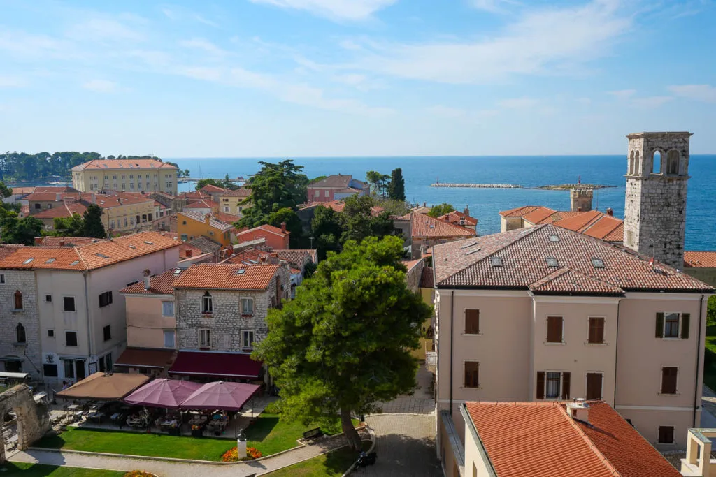 Basilique euphrasienne de Porec en Croatie vue tour