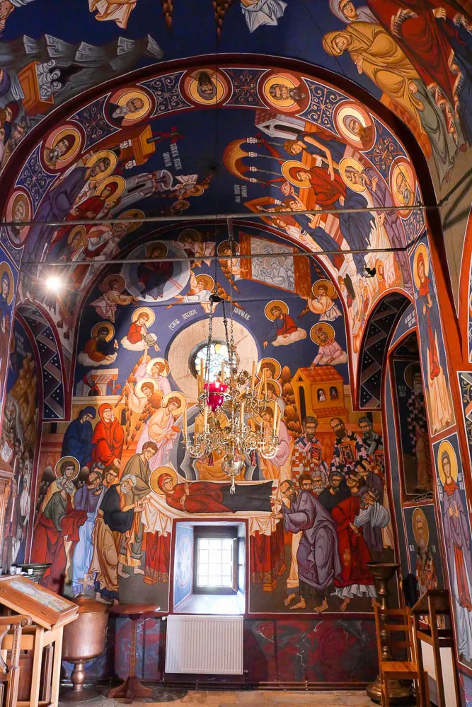 Monastère de la Krka orthodxe serbe fresques peintures Croatie