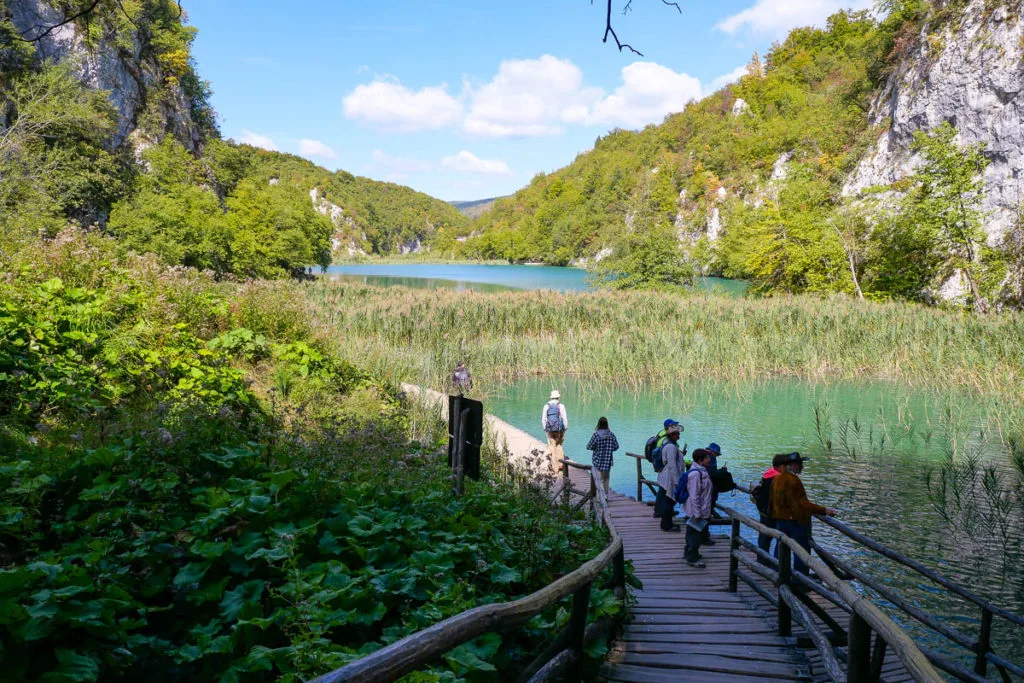 Visiter les lacs de plitvice en Croatie lacs inférieurs