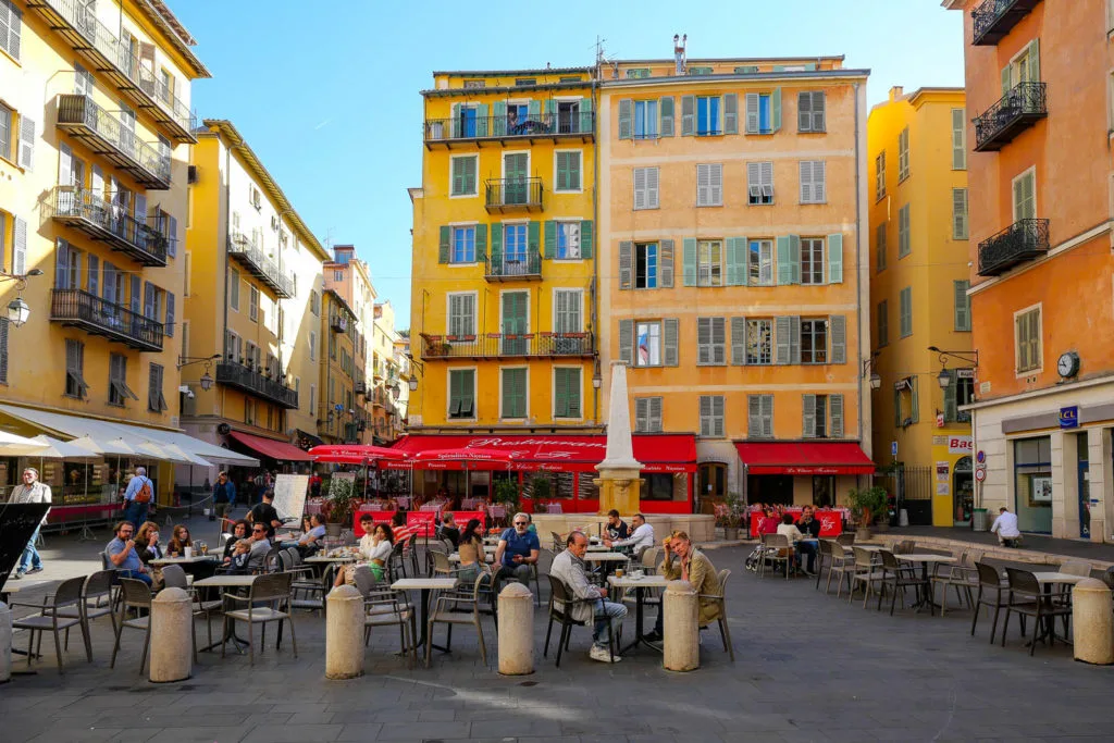Place Rossetti visiter Nice Côte d'Azur France