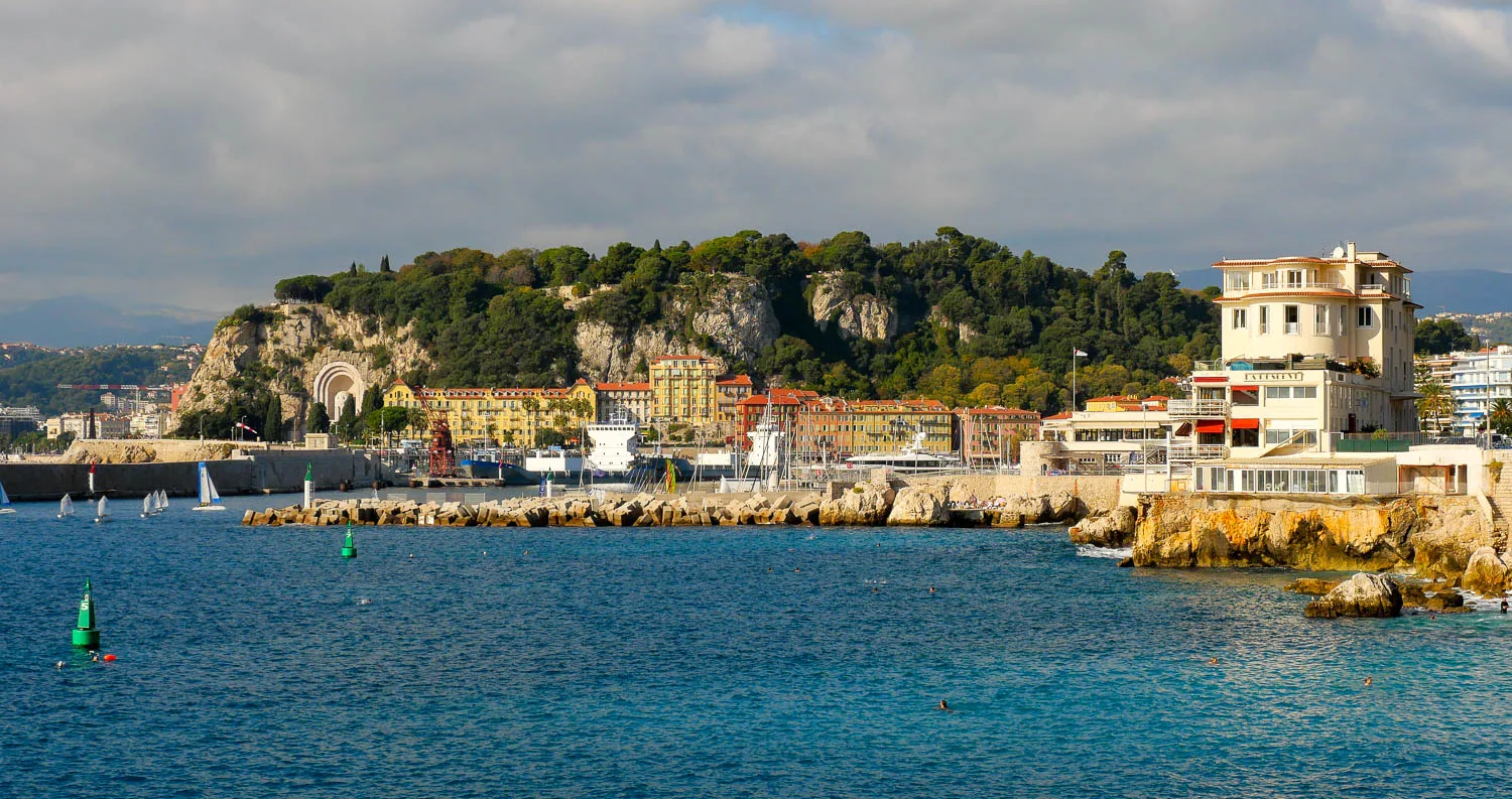 Que faire à Nice quartier du Port et Coo Beach