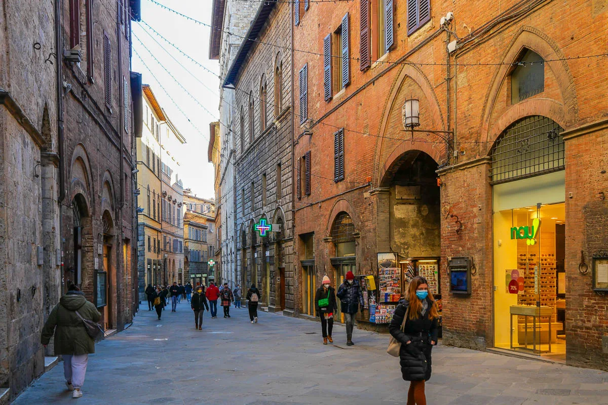 Que faire à Sienne Italie rue médiévale