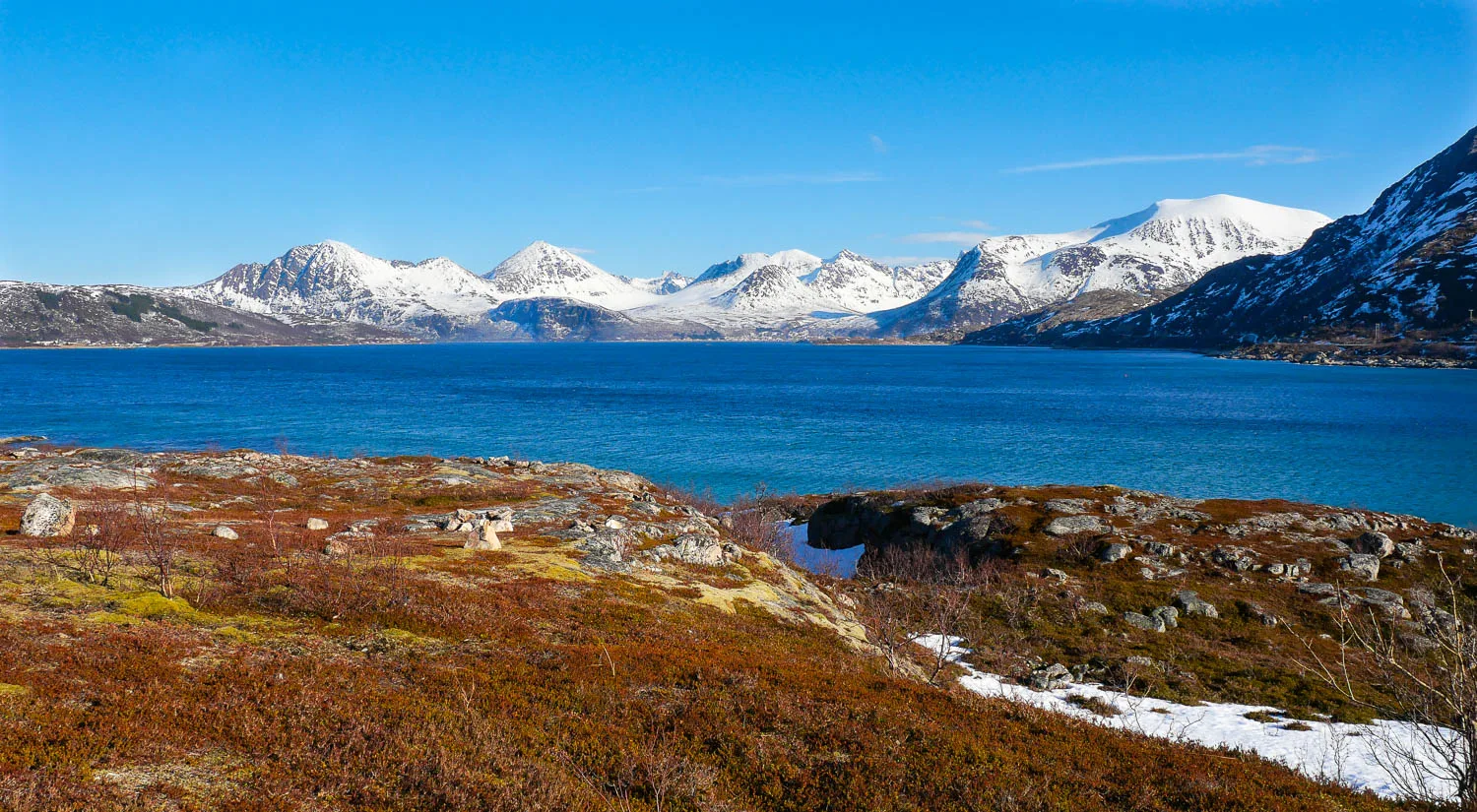Fjord Nordfjord Tromso montagnes Norvège