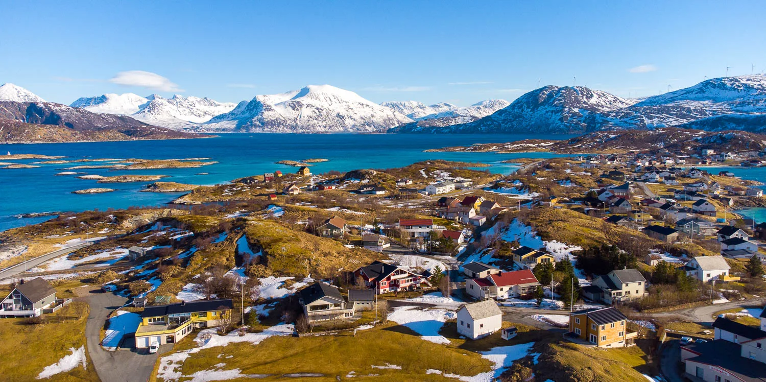 Sommaroy île Hillsoy Norvège vue drone
