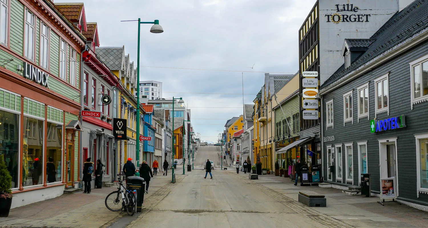 Que faire à Tromso en hiver rue Storgata Norvège