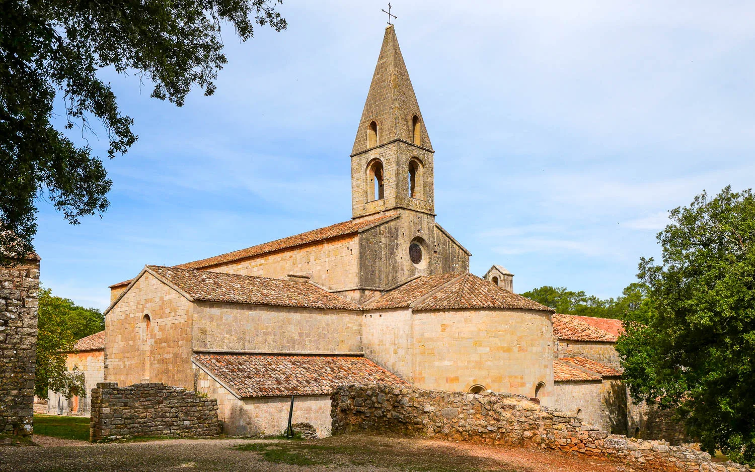 Abbaye du Thoronet Var France monastère moine