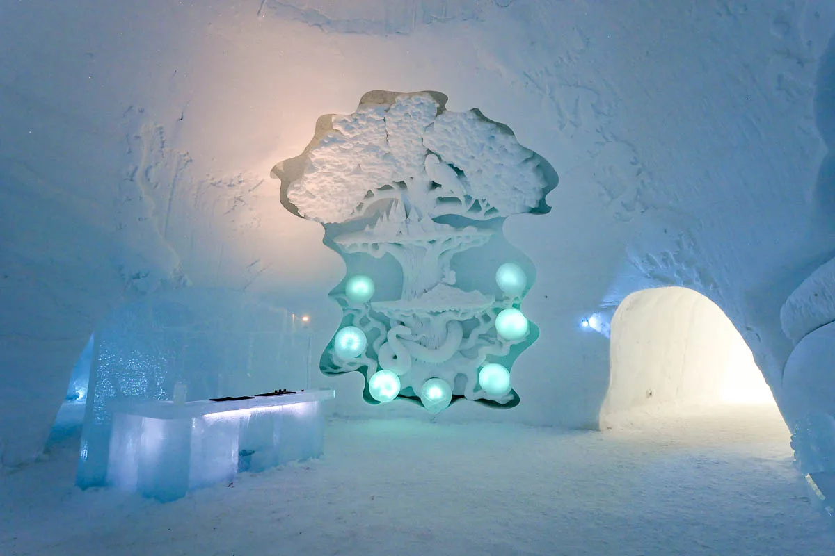 Tromso Ice Domes sculpture bar Norvège