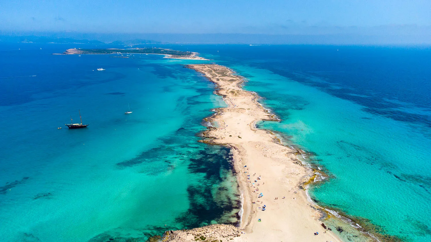 Péninsule de Trucador ile espalmador vue drone formentera baléares espagne