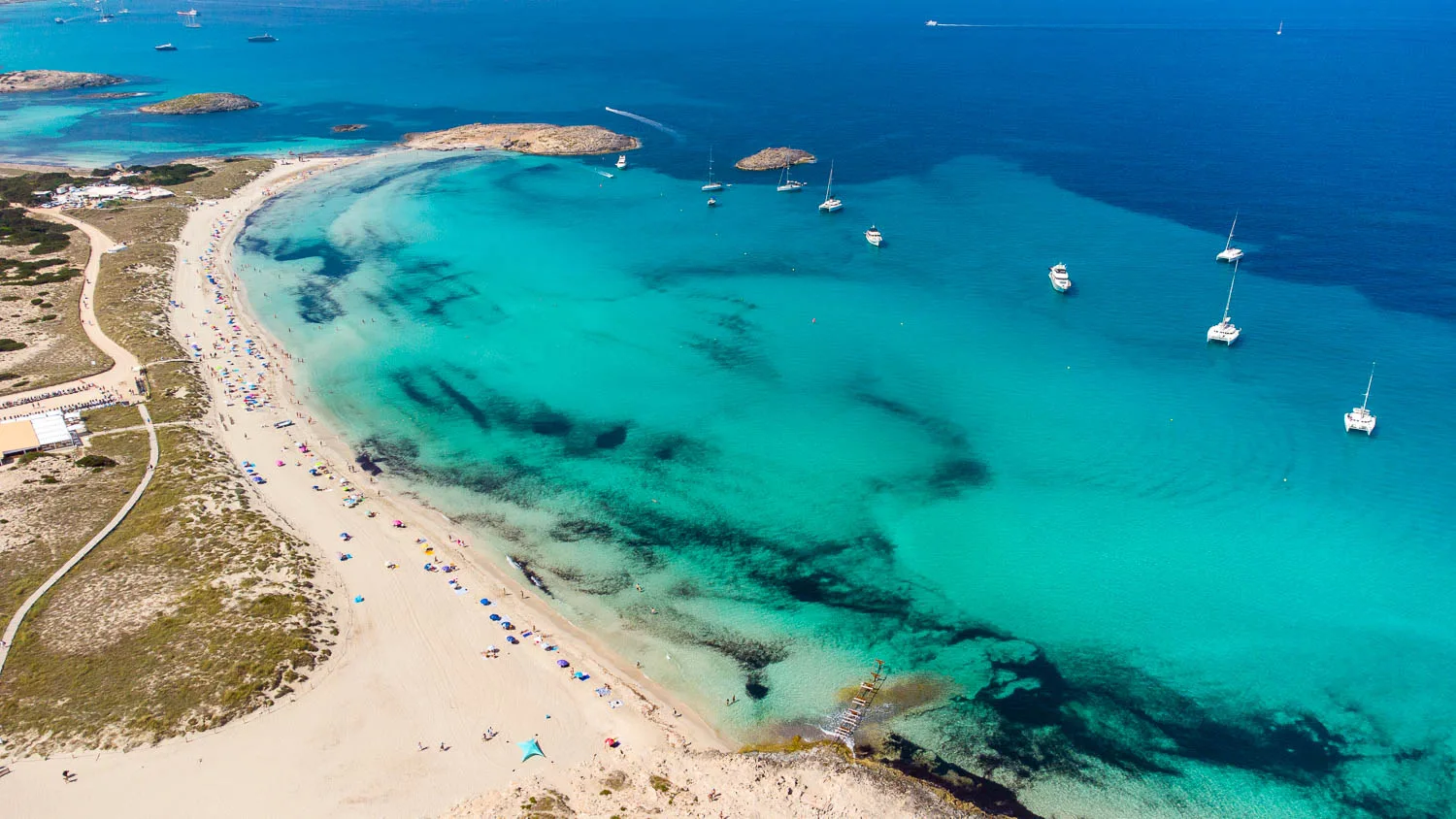 Plage platja illetes vue drone formentera iles baléares espagne