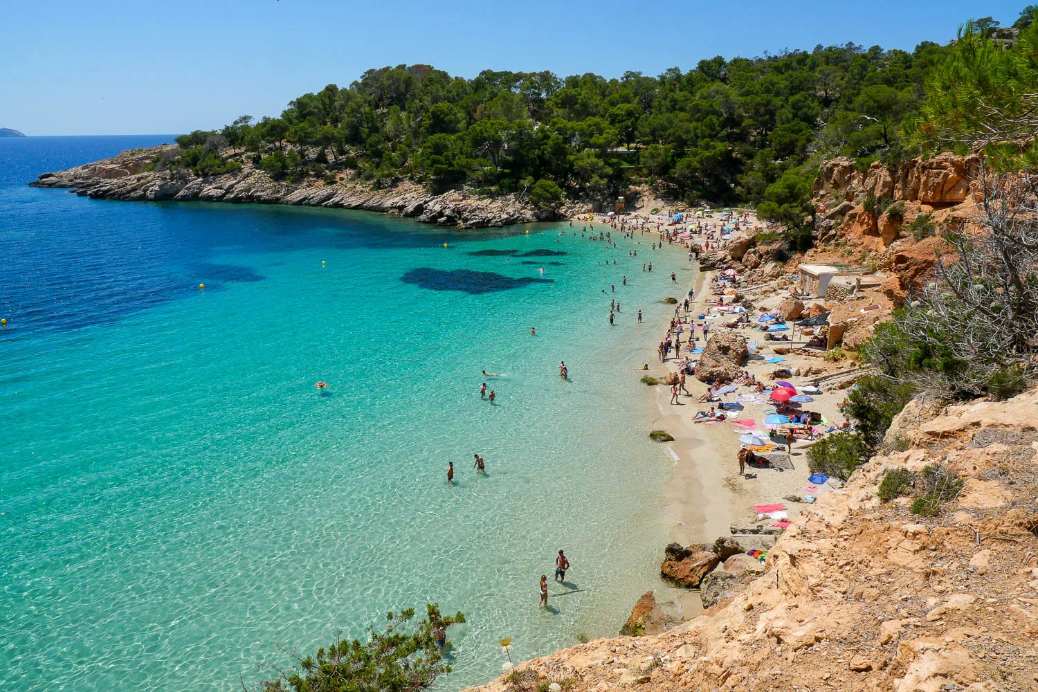 Plage Cala Salada Saladeta visiter Ibiza Espagne