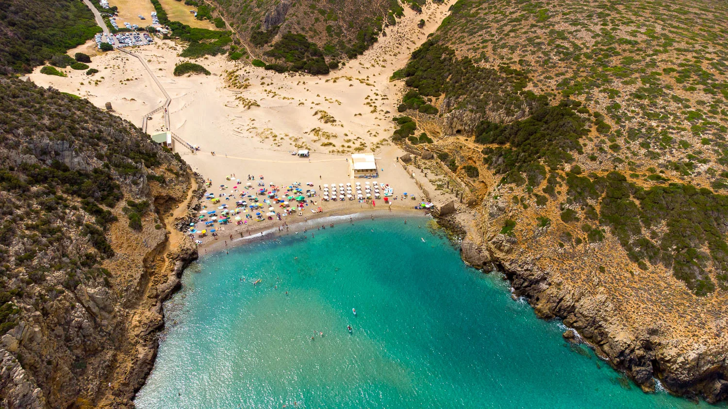 Plage Cala Domestica vue drone Sardaigne Italie