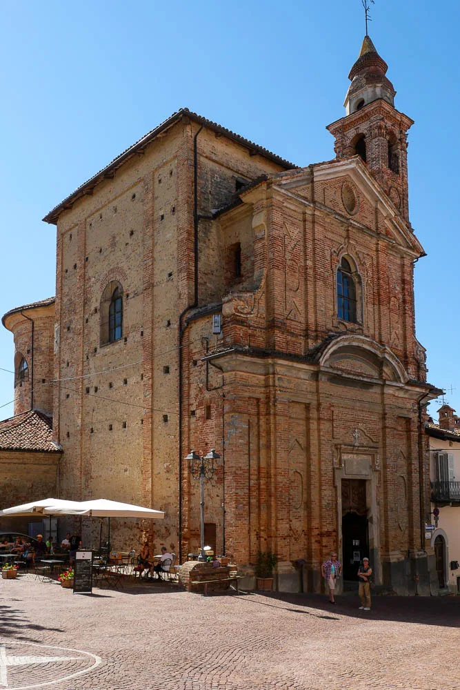 La Morra Piémont Italie église chiesa san martino