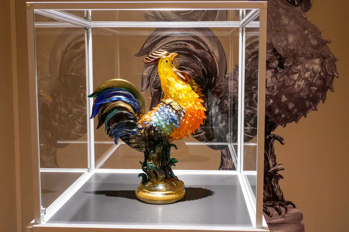 Palazzo Mazzetti Asti Italie coq en verre exposition Il vitro è vita