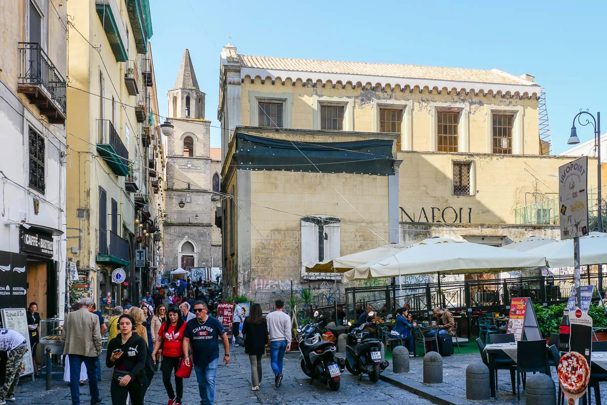 what to do in Naples Historic Center Italy