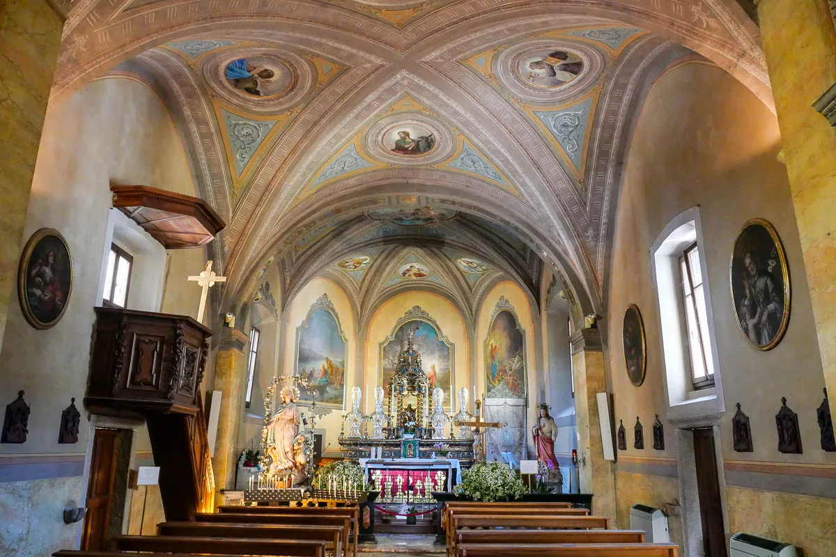 church isola pescatori what to do in Borromean Islands lake maggiore
