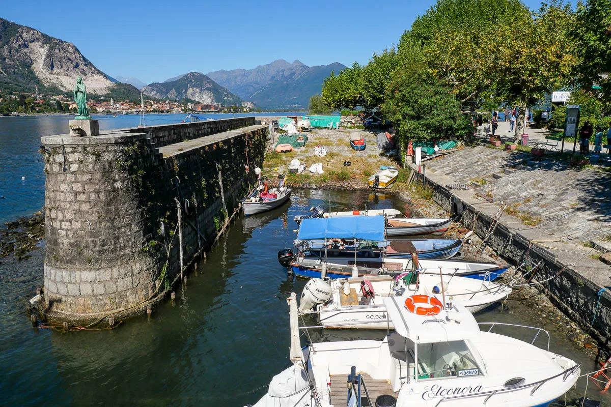 harbor isola pescatori what to do in Borromean Islands lake maggiore