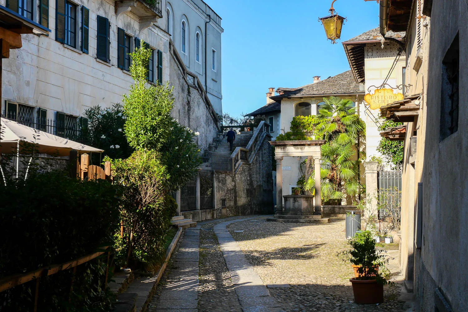 Isola San Giulio street around the island best things to see in lake orta
