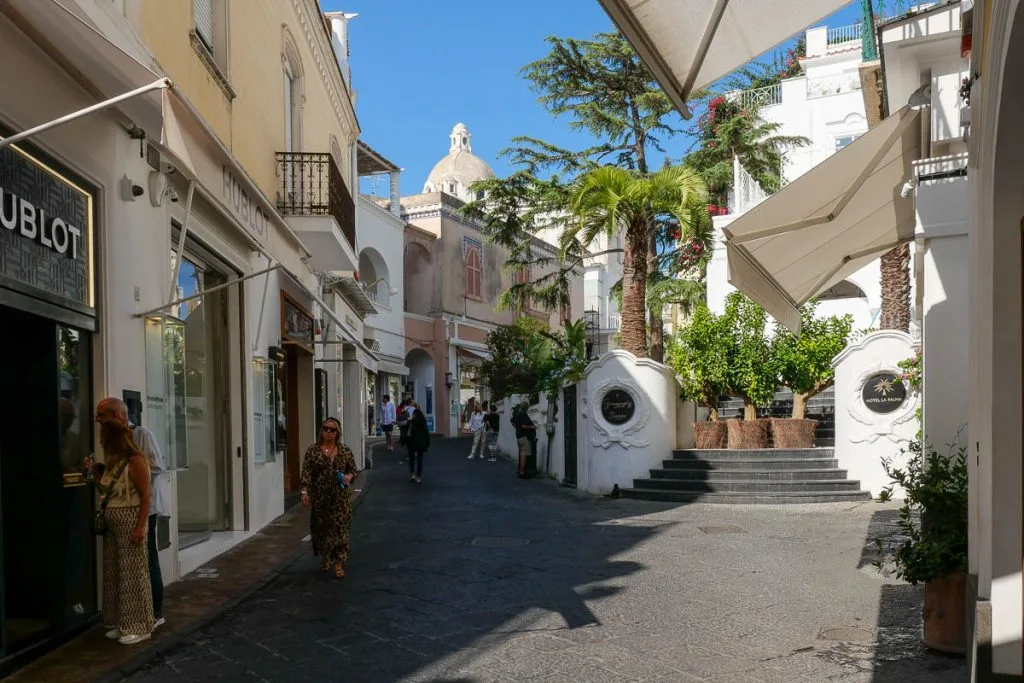 Capri village Via Vittorio Emanuele shops