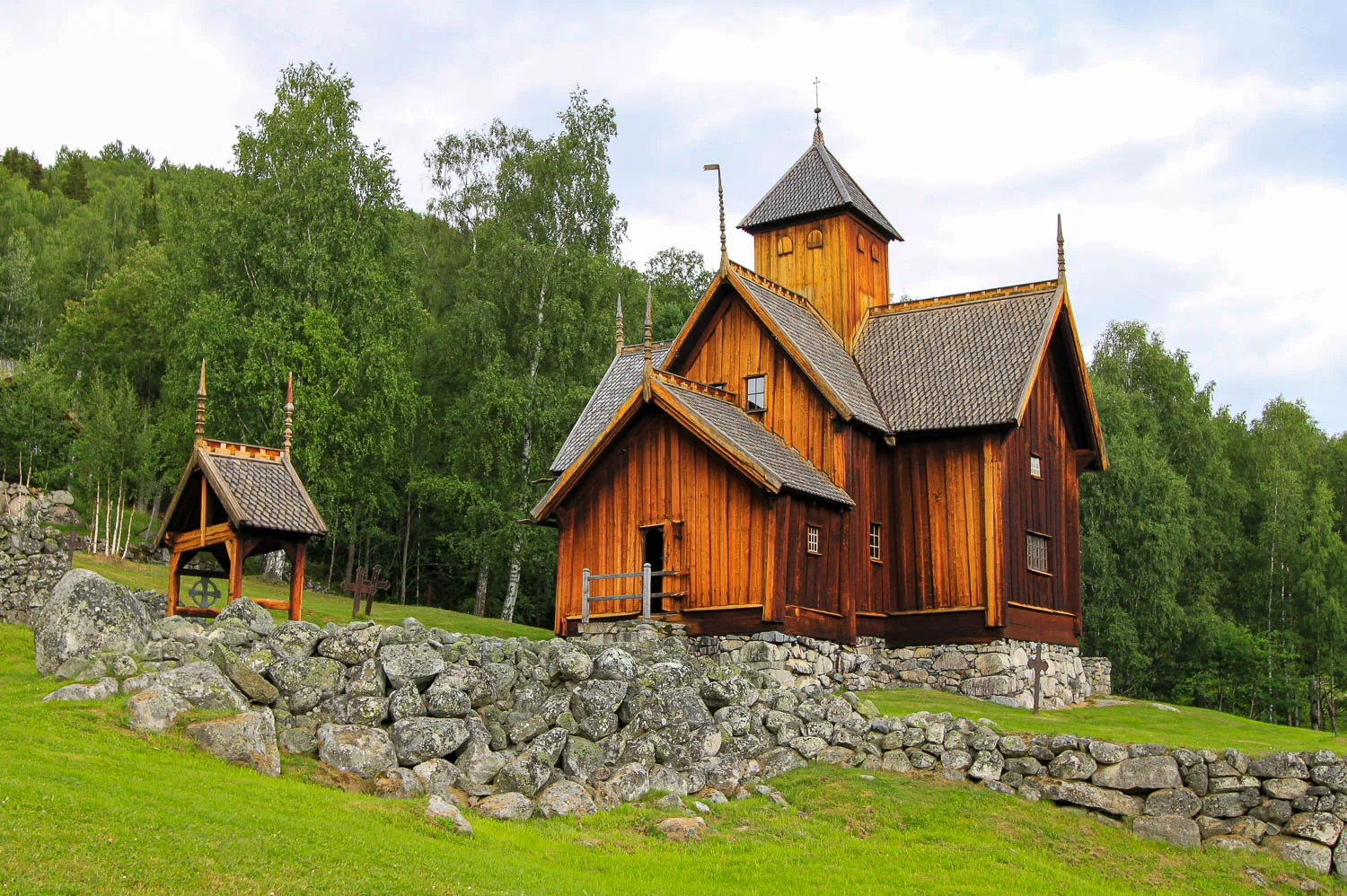 église en bois debout uvdal norvège