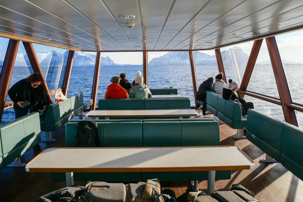Excursion Trollfjord lofoten norvège intérieur bateau silencieux brim explorer