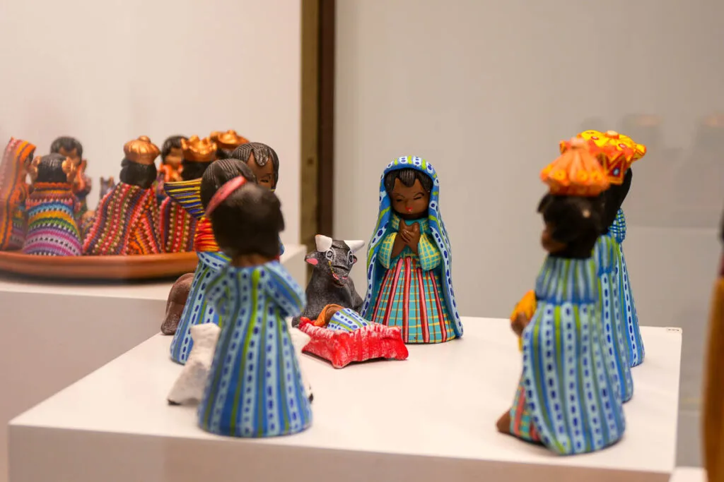 Musée collection crèches Chapelle église Saint François Evora Portugal