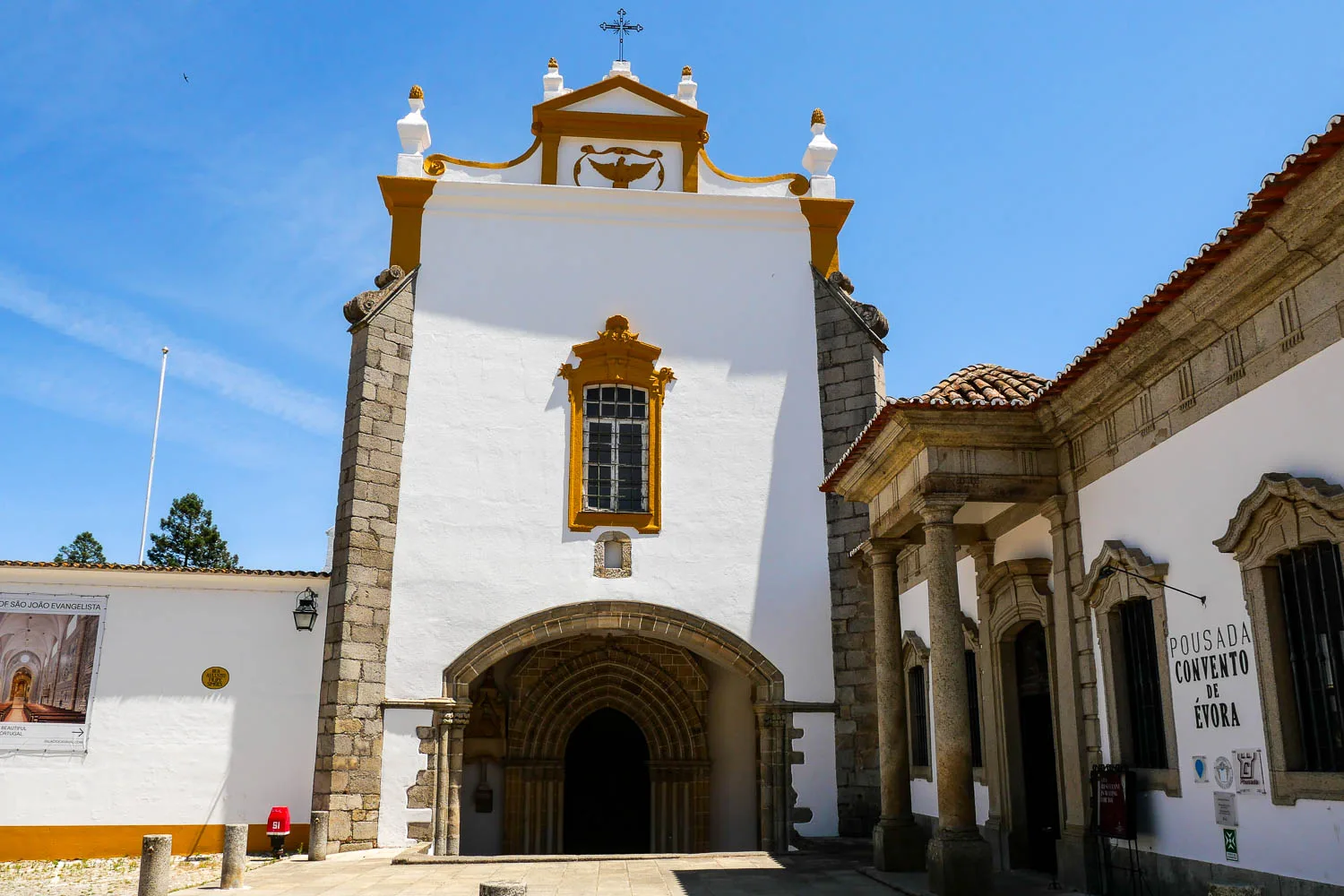 Igreja de São João et Palácio Cadaval Evora Portugal