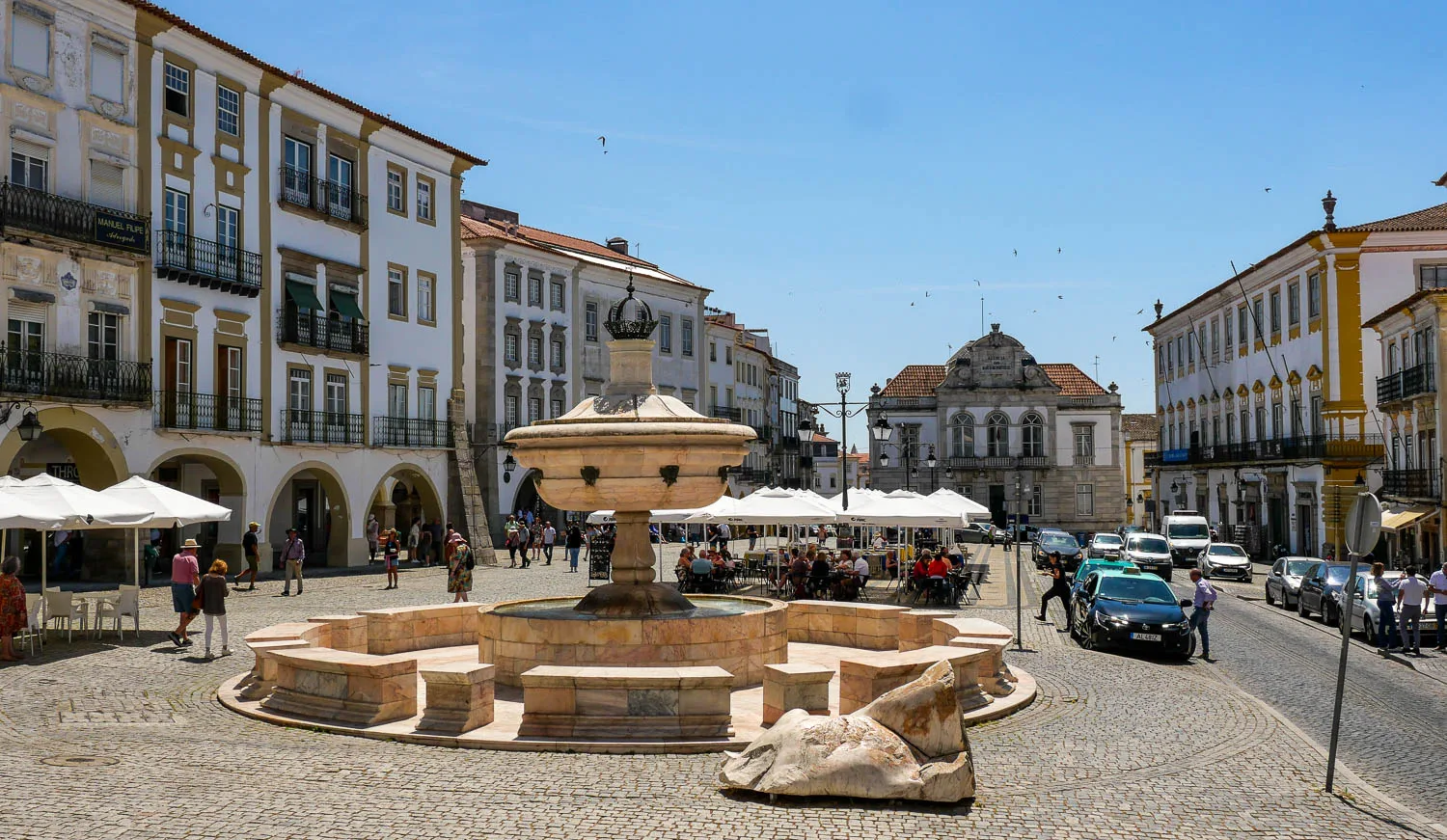 Place Praça do Giraldo Evora Portugal