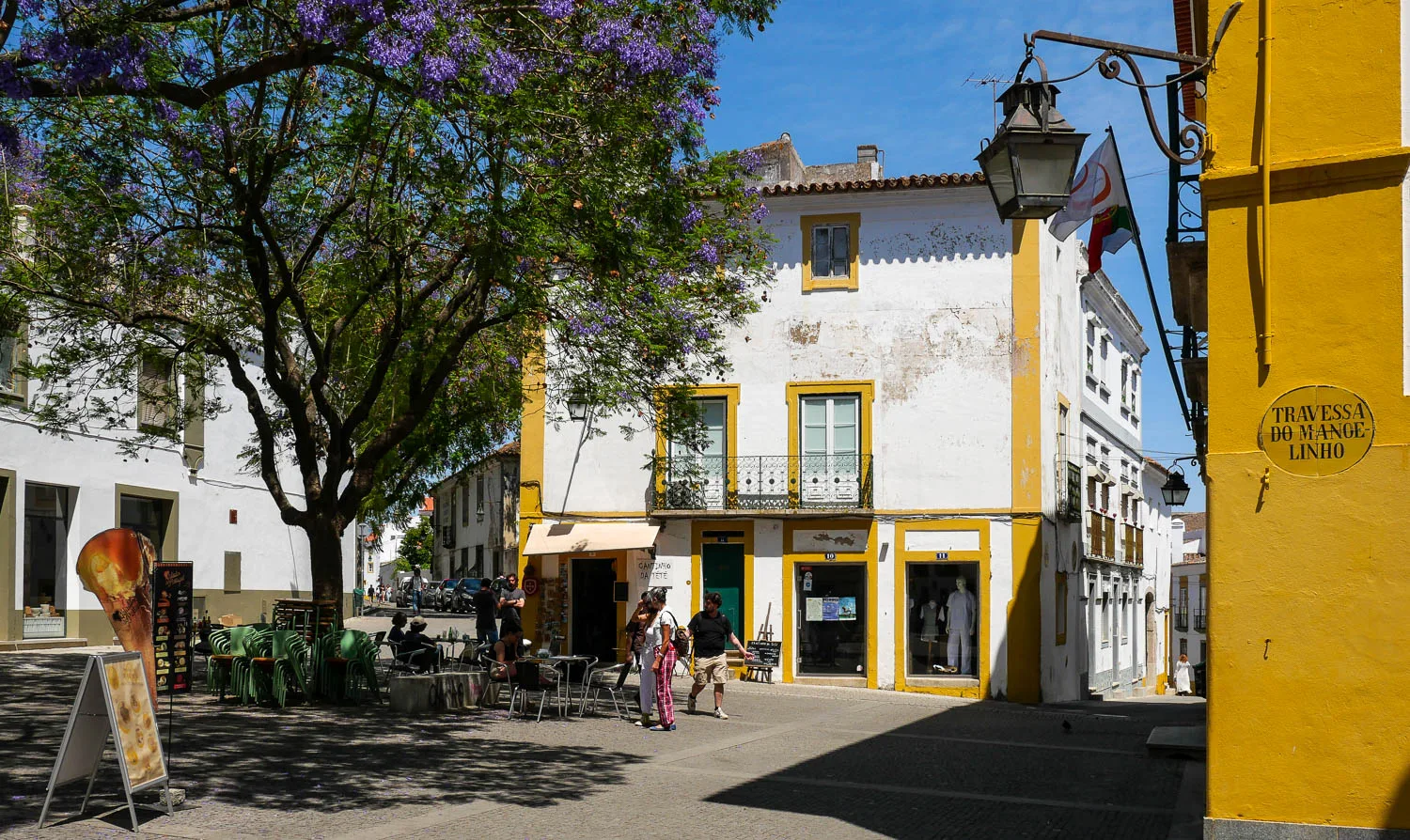 rue vieille ville visiter Evora Portugal