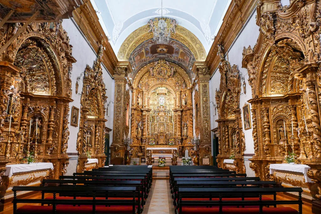 Igreja de Nossa Senhora do Monte do Carmo intérieur église que faire à Faro Portugal