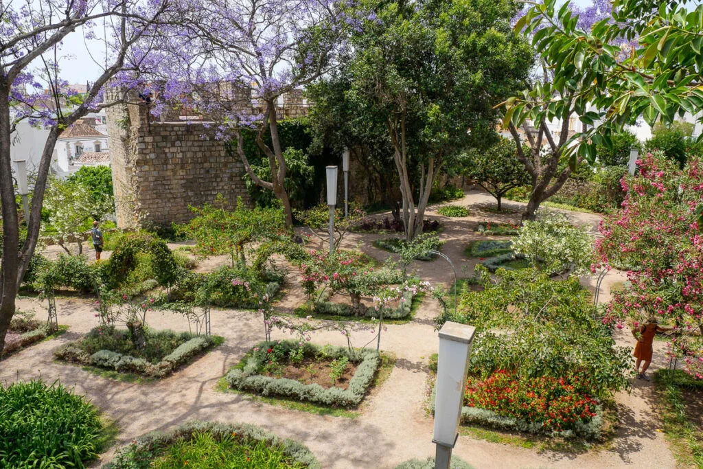 jardin botanique chateau tavira portugal