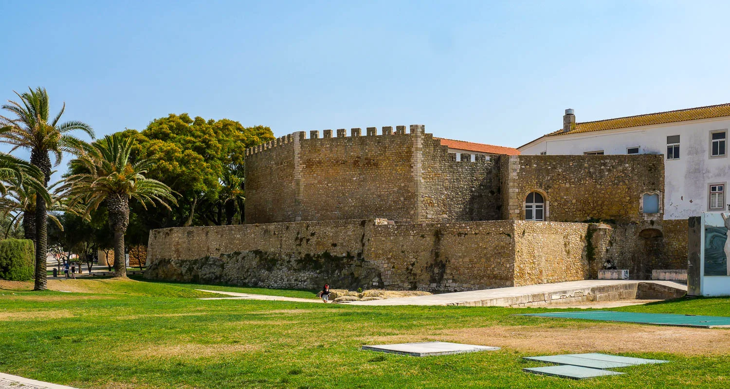 Remparts muraille forteresse château des gouverneurs Castelo dos Governadores visiter Lagos Portugal