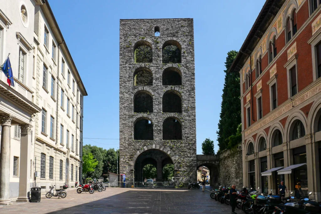 Porta Torre Vittoria Como