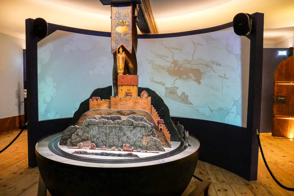 forteresse de Hohensalzburg salzbourg autriche théâtre magique (magisches theater)