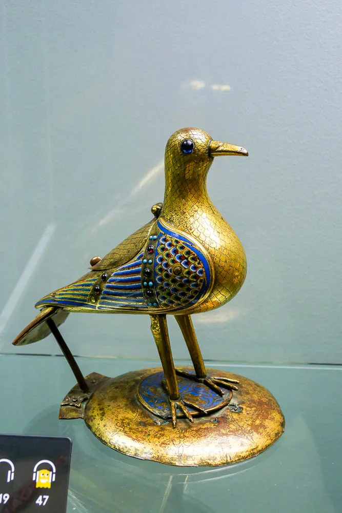 musée cathédrale Salzbourg colombe eucharistique Limoges